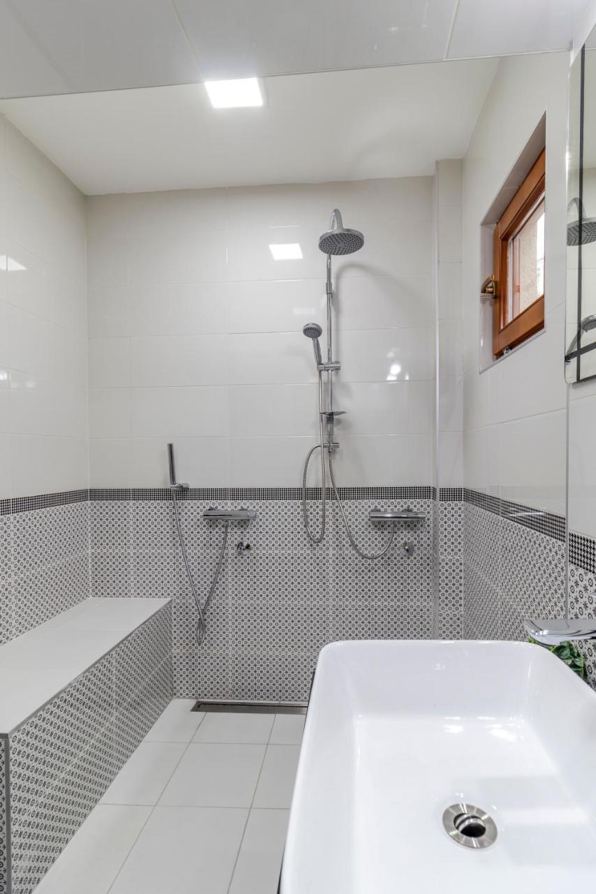 House Of Surprise Hotel Užice Екстериор снимка