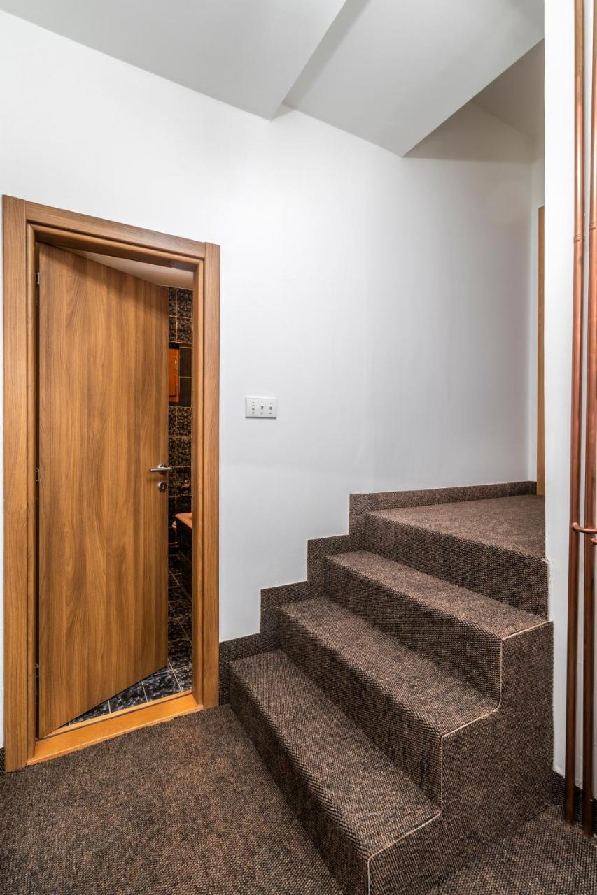 House Of Surprise Hotel Užice Екстериор снимка