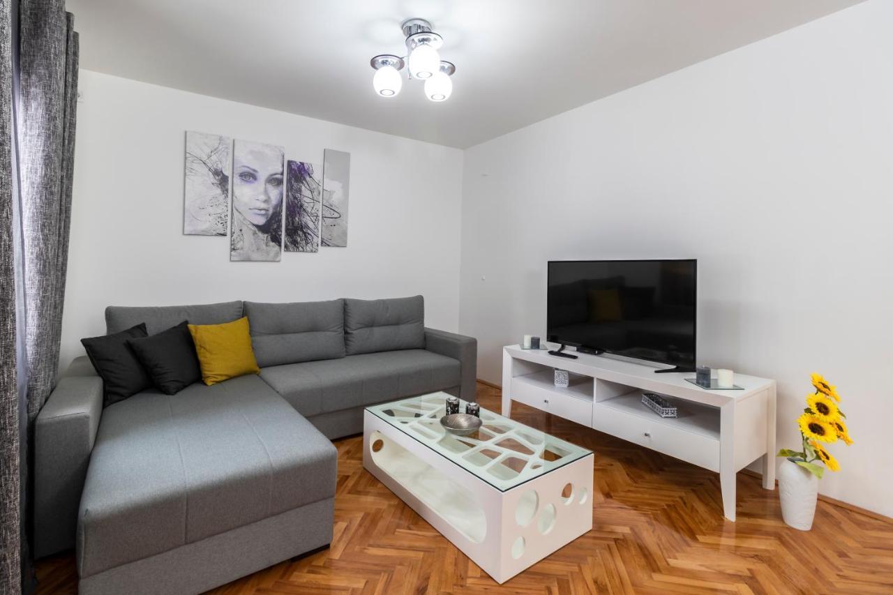 House Of Surprise Hotel Užice Екстериор снимка